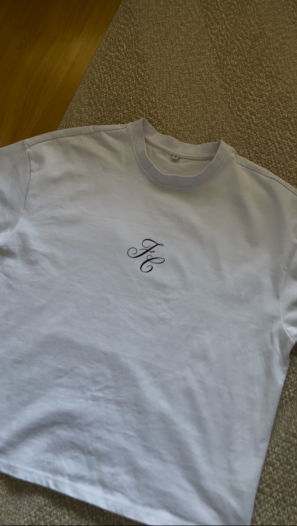 PREVENTA Anti-Average Tee